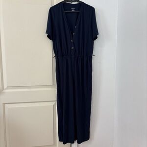 Elegant Navy Blue Button-Down Dress